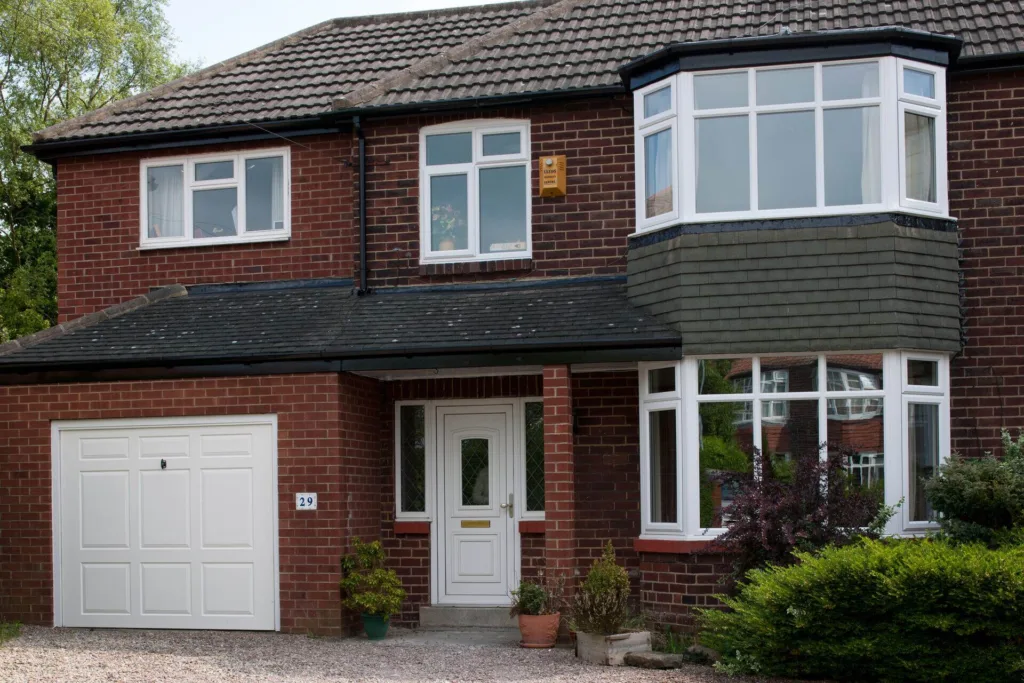 Flush casement windows
